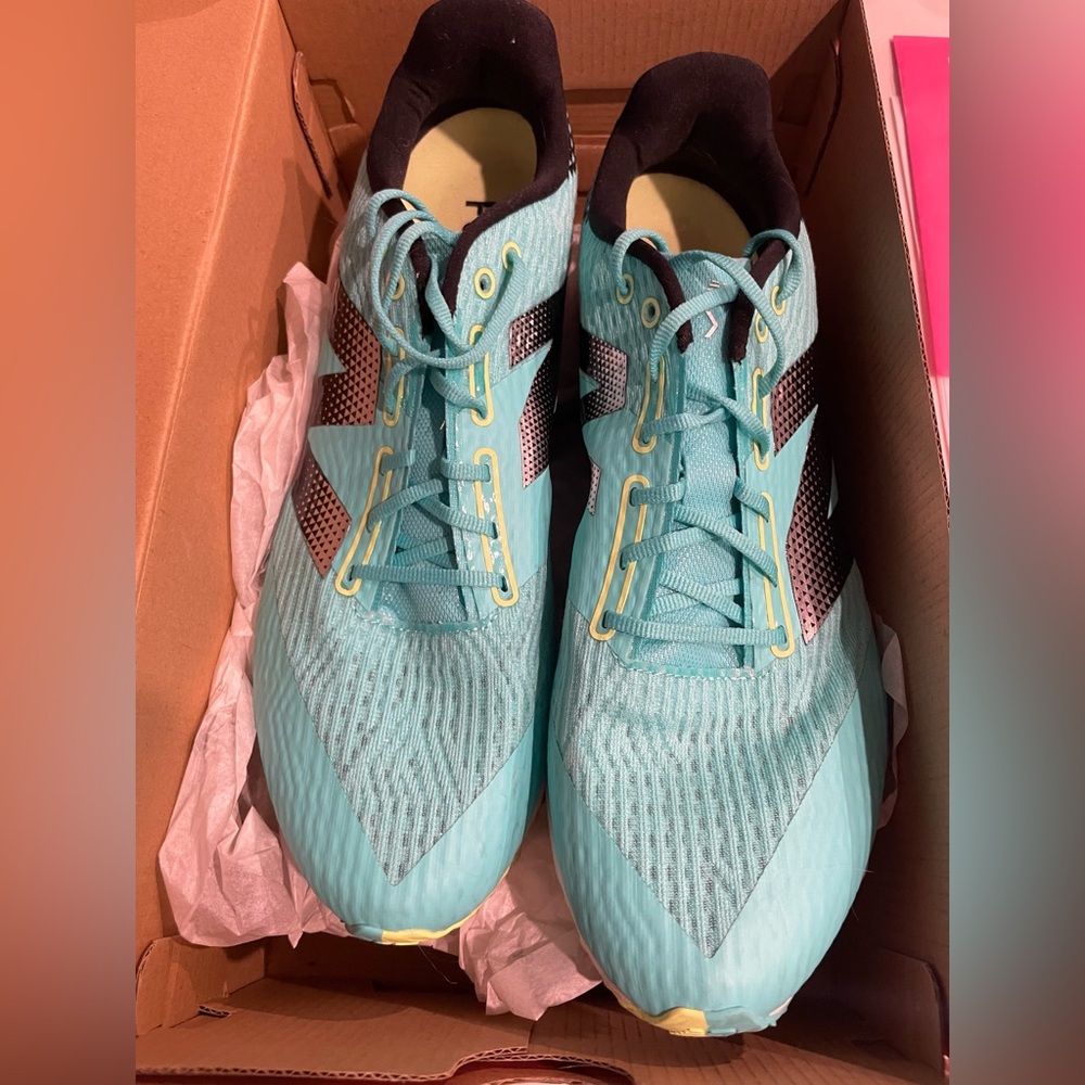 New Balance FuelCell XC7 v5 Spikes for Cross Country/Indoor Track - W 11.5/M 10